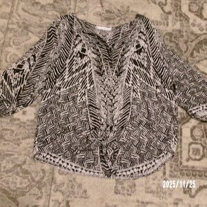 Peter Nygard Women's Blouse Aztec Printed Tie Front Top Split Long Sleeve SZ 12